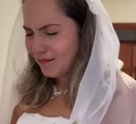 Jovem mãe cancelou seu casamento por causa da maneira como trataram sua filha part2