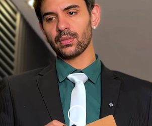 Ele era RUIM com ela, então ela deu na MESMA moeda! part2