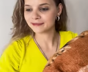 Ela tinha acabado de se tornar mãe ele foi capaz de fazer isto part2