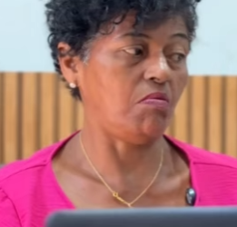 Funcionária mentiu pro patrão teve uma surpresa part2