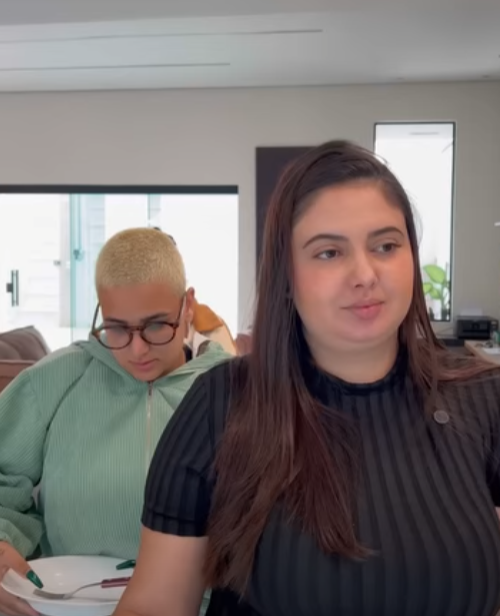 Ela testou comida das amigas dessa maneira você não vai acreditar no que aconteceu part2