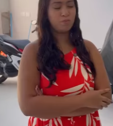 Elas se mudaram para uma casa porque foi vendida barato dona voltou isso aconteceu part2