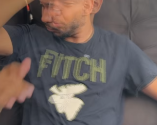 Enquanto marido dormia, ela saia para se divertir (1) part2