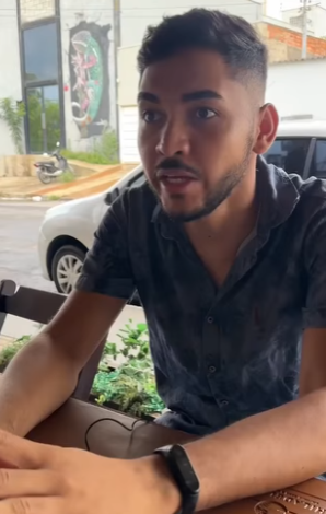 Filho tinha vergonh4 da mãe recebeu uma grande lição de vida part2