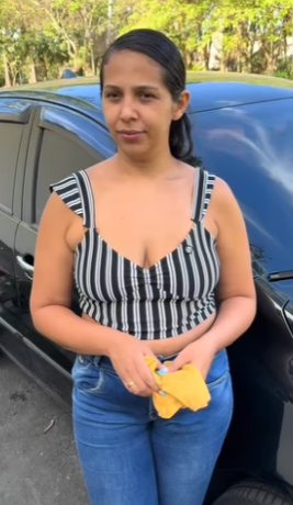 Encontrou ex mulher lavando carro na rua, sem imaginar que aconte part2