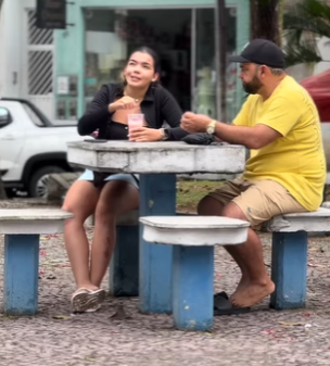 Ele só queria um amor mas ela deixou claro que sem dinheiro sem l