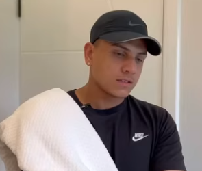 Minha irmã não me deixa usar banheiro porque eu não lavo part2