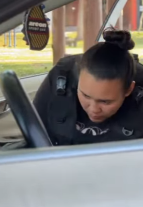 Nunca mexa com filha da Comandante part2