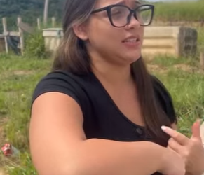 Ele dava um bloco de cimento todos os dias para namorada construir casa deles, isso part2