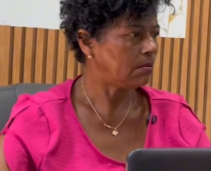 Funcionária mentiu pro patrão teve uma surpresa part2