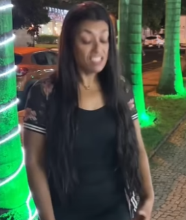 Homem gasta dinheiro com filho de outra enquanto seu próprio filho não tem que comer part2