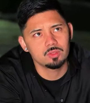 Ele ENCONTROU ela depois de anos! part2