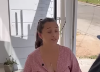 Ela havia construído uma casa no terreno da sua mãe aconteceu isso part2