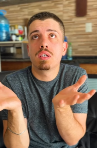 Minha familia escondeu esse segredo minha vida inteira meu irmão qu