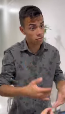 Seu vizinho se apaixonou por ela enquanto seu marido tratava da pior maneira part2