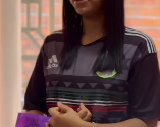 Ela gastou o dinheiro da mãe e olha oque a irmã fez part2