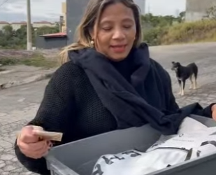 Mãe vendeu o leite do seu bebê para comprar roupas part2