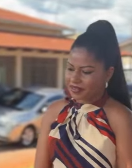 Empresária se impressiona com a atitude dessa senhora e resolve ajudá-la part2