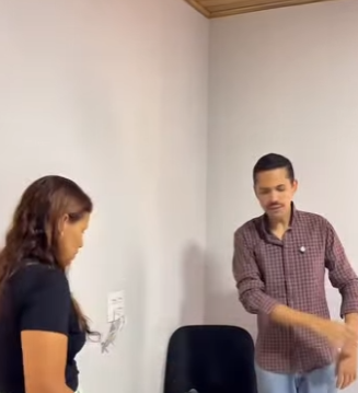 Tim não aceita que sua esposa Chris fez com Adriana sua funcionária part2