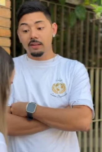 Quando as pessoas não sabem quem outra julga apenas pela aparên