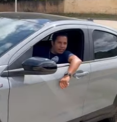 D0004014 A sogra preferia o genro rico e foi assim que ele retribuiu