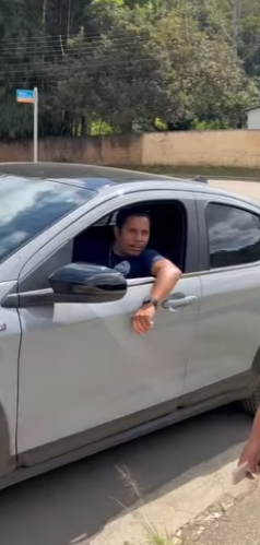 D0004014 A sogra preferia o genro rico e foi assim que ele retribuiu