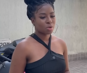 D7000003 Ela revistava todos que saia de casa porquê não confiava em ninguém part2