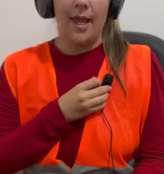 D7000005 Ela fingiu ser cega para se salvar de um l4drão part2