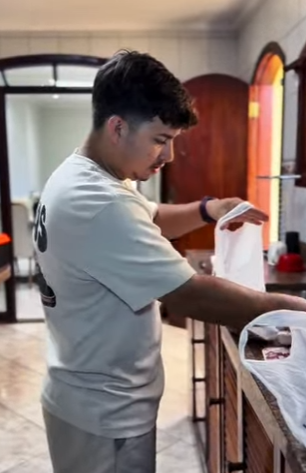 D1800004 Você acha que ele merece perdão? part2