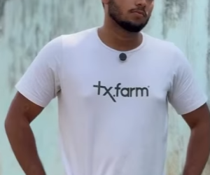 D1200005 Ela colocou a sogra pra fora de casa