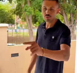 Pai fica chateado e não aguenta mais oque sua mãe e a filha estão fazendo part2