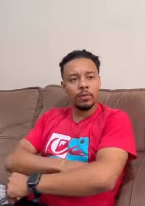 D0700007 Este joven passava tempo deitado dizia não ter sorte porque nasceu na sexta feira part2