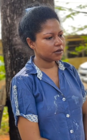 D1700006 Os dois lados da história