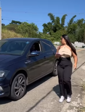 D0400003 Ela entrega seu bebê, para a esposa do seu amante part2