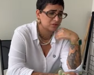 D0400001 Para conseguir dinheiro coloca sua mãe pra cozinhar part2