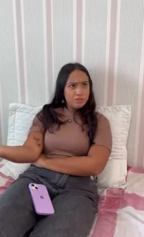 D0400011 Sua mãe dava a comida dela para outra pessoa part2