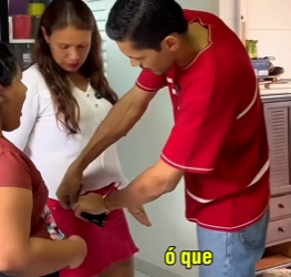 D1300001 Tim descobre que pegaram todo o dinheiro na carteira dele part2