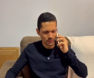 D1300006 A filha quase quebrou o celular da D1300006 funcionária e mal sabia que ela tava falando com o patrão part2