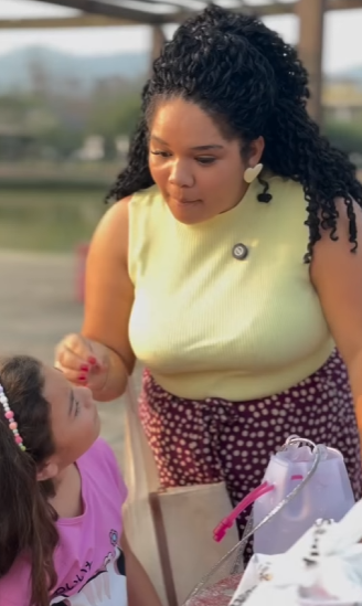 D1800009 Concorda com a atitude dela?part2