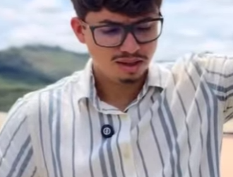 D1800016 Nem todo sorriso significa felicidade…part2