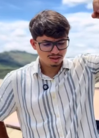 D1800016 Nem todo sorriso significa felicidade…part2