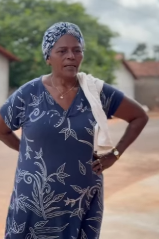 D1700003 Ela chegou e deu uma lição no filho , ao ver oque ele estava fazendo part2