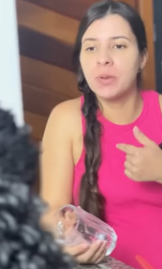 D1800007 Às vezes, quem a gente mais confia é quem mais machuca…part2