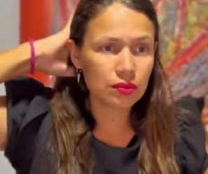 D1300001 Tim colocou sua filha e a esposa para limpar o chão depois delas acusar a funcionária part2