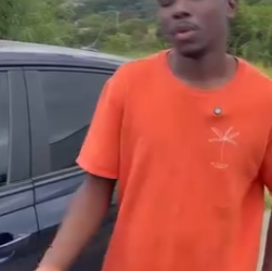 D0400002 Queria ser gentil com a vizinha e olha como ela reagiu part2