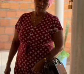 D1700009 Ela deixou a amiga ficar em sua casa e olha oque aconteceu! part2