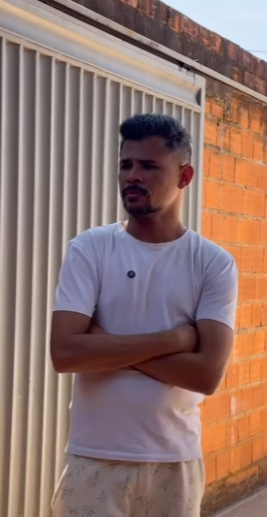 D1700008 Ele não queria dev0lver o cartão da mãe part2