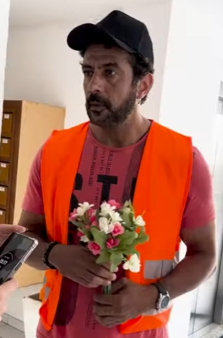 D2000003 Ela desprezou ele por achar que ele não tinha nada… mas ficou em choque quando descobriu quem ele realmente era part2