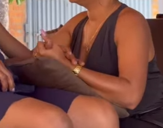 D1700005 Ela descobriu oque sua irmã fazia com a funcionária no trabalho part2