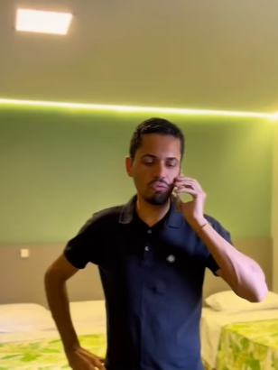 D1300002 Tim descobriu oque a Chris fez e cancelou a reserva dela no hotel e fez ela ir embora part2